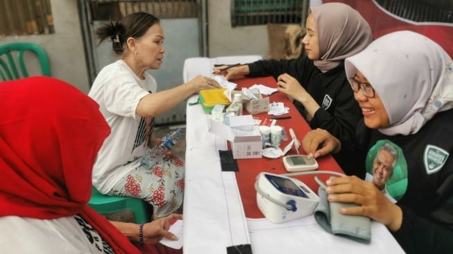 Giat Sosial, Komunitas Warteg Gelar Cek Kesehatan Gratis di area dalam Jakbar