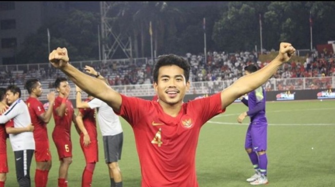 Diduga Selingkuh dengan LC, Segini Gaji Eks Kapten Timnas Nurhidayat