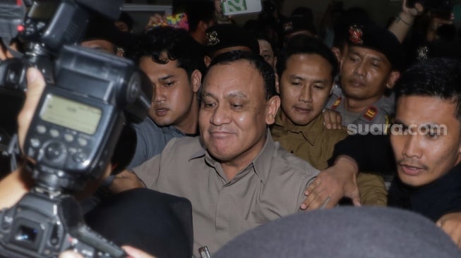 Nasib Diputus Hakim Besok, Firli Bahuri Pede Terbebas Jeratan Tersangka, Apa Dasarnya?