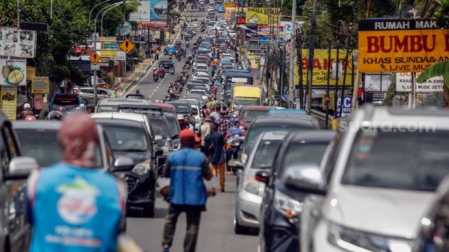 Truk juga Bus Dilarang Melintas Jalur Puncak Cianjur Selama Libur Nataru, Hal ini adalah Jalur Alternatifnya