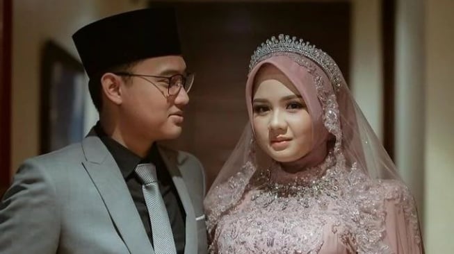 Perjalanan Cinta Gus Sunny kemudian Ning Chasna, Sudah Dilamar Malah Takut Berhubungan dengan Putra Gus Fahim