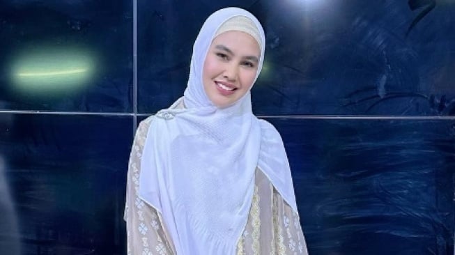 Profil dan juga Perjalanan Spiritual Kartika Putri, Artis Dirujak Usai Tantang Ketiga Capres-Cawapres Ngaji