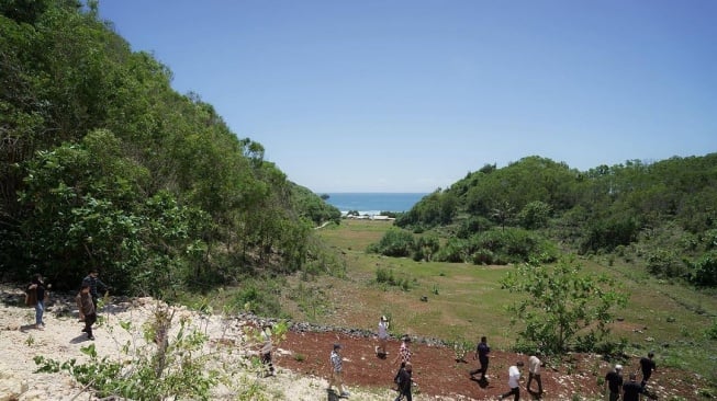 Jalan Panjang Kawasan Karst Gunungkidul Diakui UNESCO, Kini Mau Dirusak Beach Club Raffi Ahmad