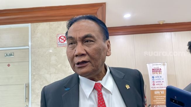 Bambang Pacul Singgung Lembaga Survei Cuma Bisnis, Optimis PDIP Memenangkan Mutlak