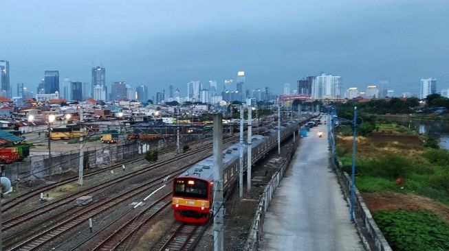 Gegara Murah Hingga Spesifikasi Sesuai, KCI Pilih Impor KRL dari China Dibanding Negeri Sakura