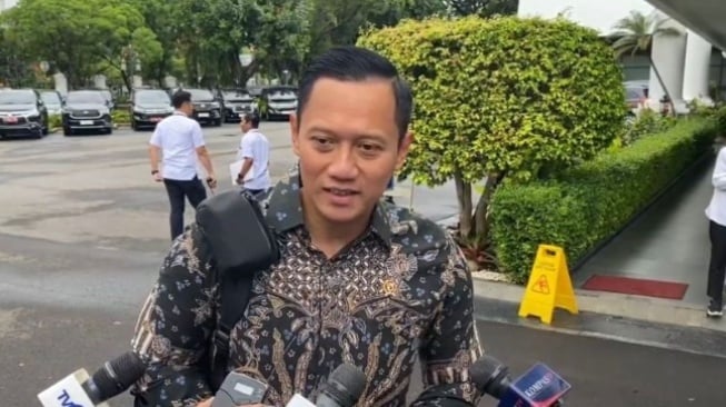 Barang Bawaan AHY usai Jabat Menteri ATR/BPN, Tak Jauh Beda ketika Masih Jadi Tentara