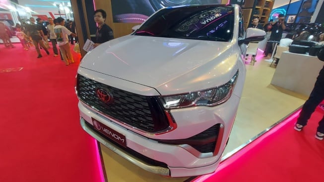 Venom Goda Penggunawan Innova Zenix Ubah Tampilan Audio pada IIMS 2024