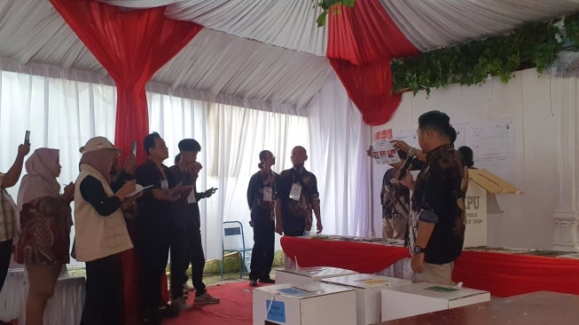 Hasil TPS Mahfud MD Nyoblos, Ganjar-Mahfud Ungguli Dua Kandidat Lain