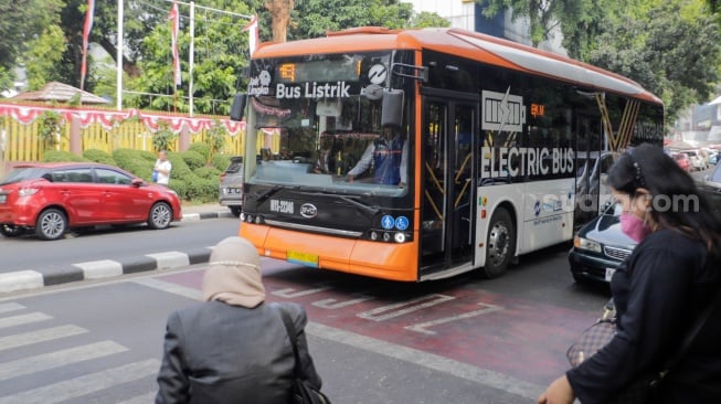 Rute Koridor TransJakarta dan juga MikroTrans Terkini Konsekuensi Kampanye pada GBK kemudian JIS