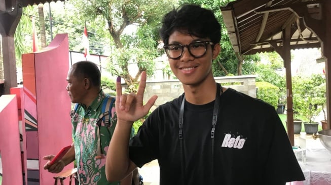 Alam Ganjar Siap Lanjut Kuliah Usai Pilpres 2024, Beda IPK dengan Gibran Rakabuming Jadi Sorotan