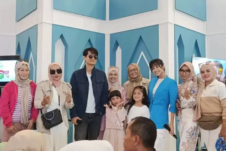 Meet and Greet RCTI 2024, Fans dengan persyaratan Bandung Hal ini adalah Bahagia Bisa Foto Bareng Pemain ‘Doa Di Langit Malam’