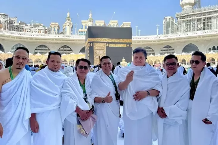 Mensyukuri Hasil Pemilihan Umum 2024, Petinggi Golkar Tunaikan Umrah