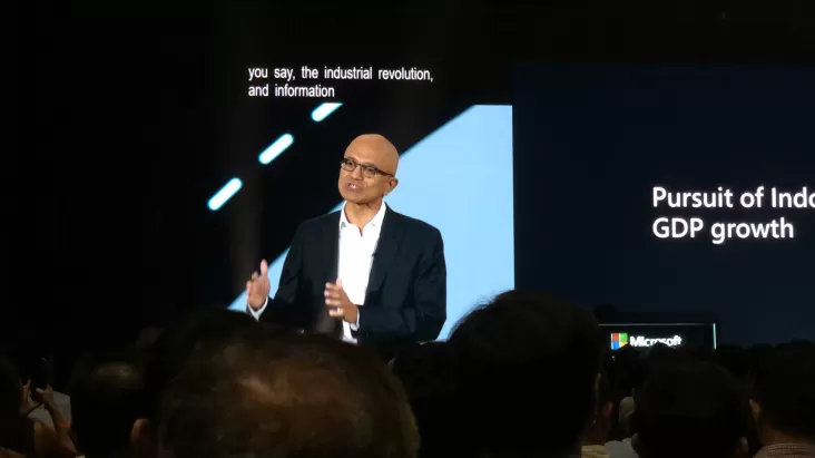 direktur utama Microsoft Satya Nadella Siap Pengembangunan Usaha Rp27 Triliun, Bikin Kunjungan Tim Cook Seperti Basa-basi