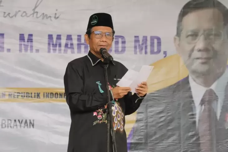 Mahfud MD Prihatin Lepasnya Moral lalu juga Etika pada Berhukum dalam tempat Indonesia