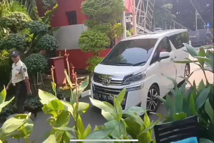 Intip Spesifikasi juga juga Harga Vellfire yang mana dimaksud Dikembalikan Anak SYL ke KPK