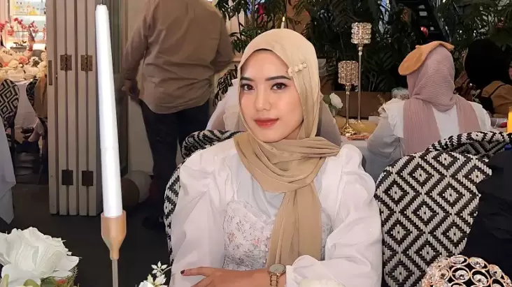 Kisah Dila, Mantan Kasir yang tersebut Ubah Nasib Jadi Top Kreator di Shopee Video