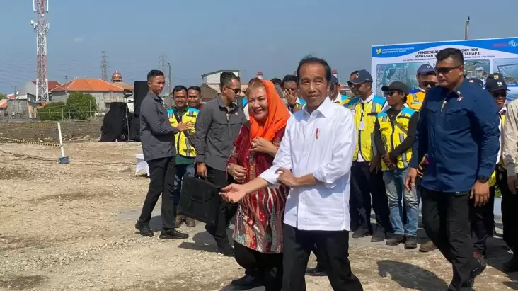 Presiden Jokowi: Proyek Tanggul Laut pada Tambaklorok Bisa Jadi Contoh Daerah Lain