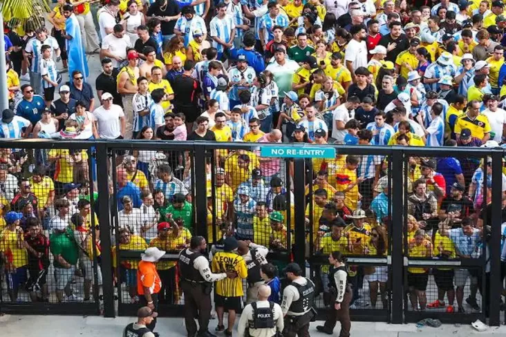 Gara-gara Suporter, Kick-off Final Copa America 2024 Argentina vs Kolombia Sempat Ditunda