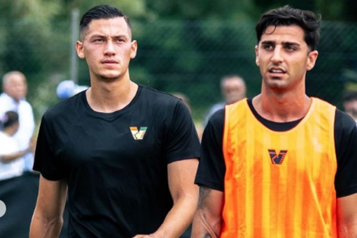 Jay Idzes Masuk Daftar 25 Pemain Venezia, Mulai Latihan Bareng Pelatih Eusebio Di Francesco