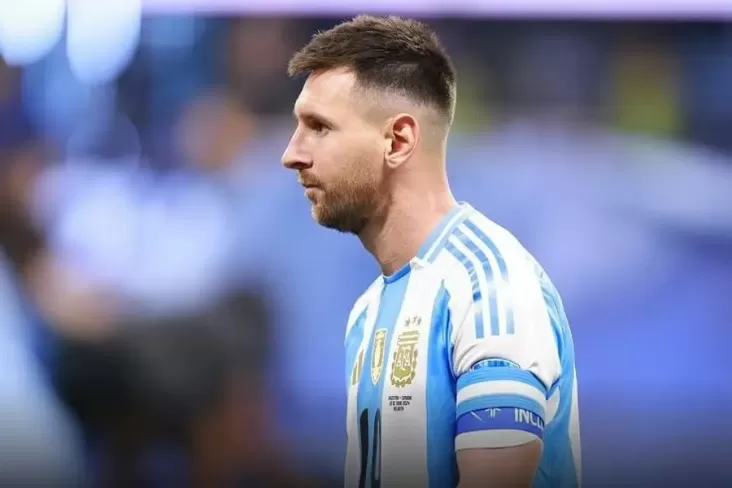 Rekor Baru! Messi Jadi Pemain dengan Trofi Terbanyak Sepanjang Sejarah