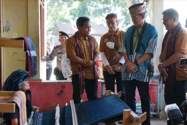 Sandiaga Uno Dorong Pelaku Bidang Bisnis Kreatif Tapanuli Utara Berinovasi