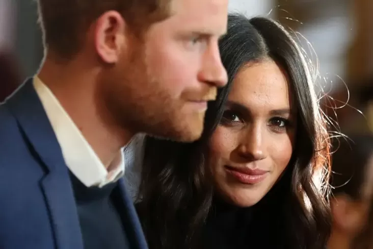 15 Tradisi Kerajaan yang digunakan yang dimaksud Dilanggar Meghan Markle, Berani Pakai Gaun Mini